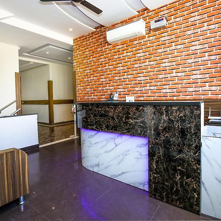 Hotel Woodcrest Zirakpur - Best Family Hotel By - A Unit Of Sidham Group Esterno foto