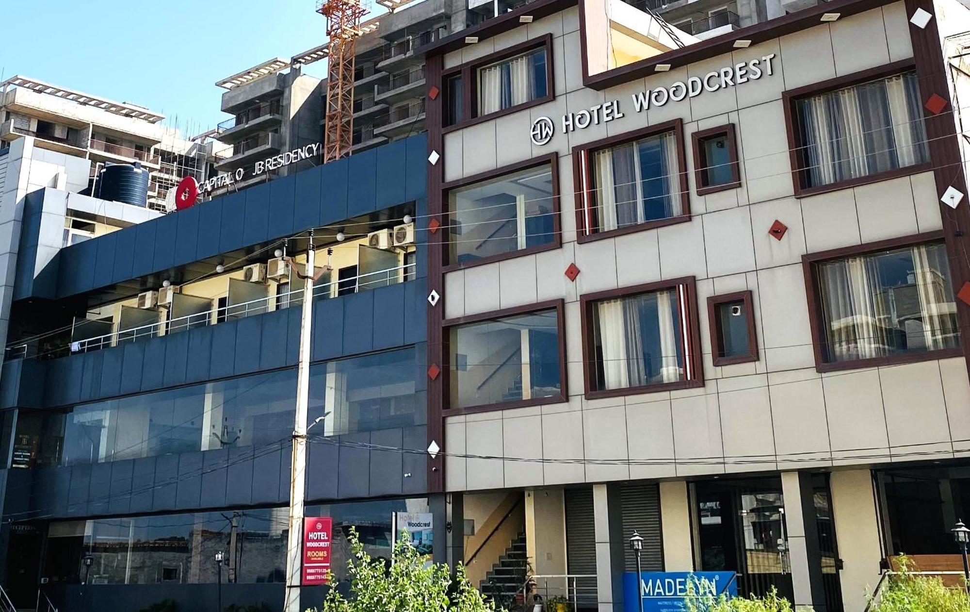 Hotel Woodcrest Zirakpur - Best Family Hotel By - A Unit Of Sidham Group Esterno foto